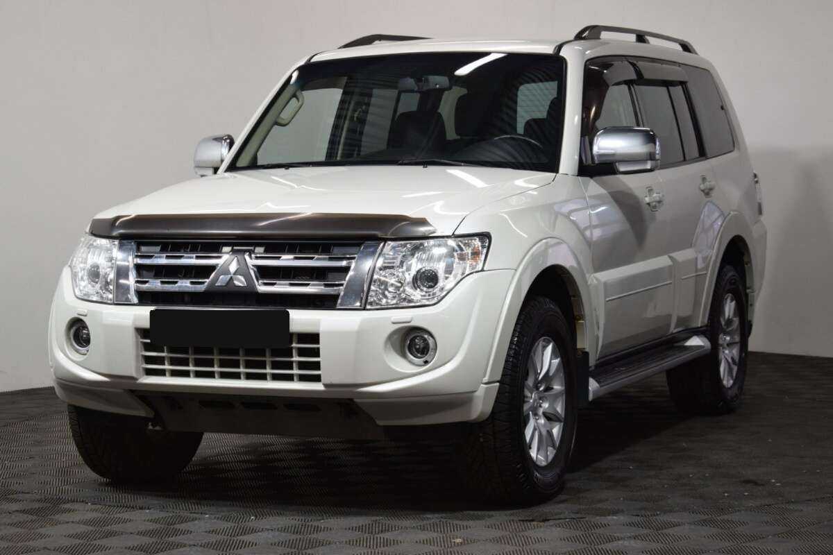 Mitsubishi Pajero б/у, 2014, Автоматическая. Посмотреть фото