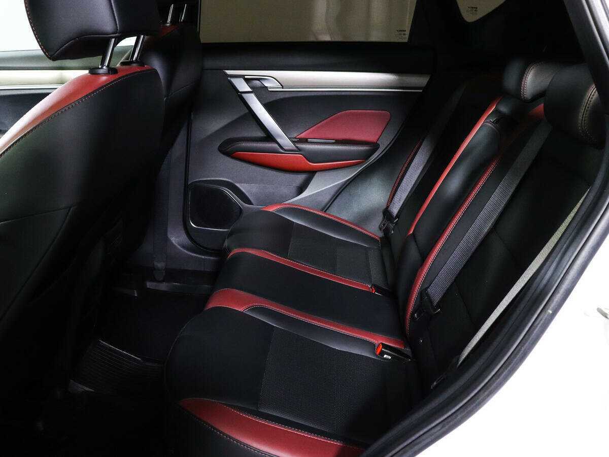 Geely Coolray б/у, 2021, Роботизированная. Фото: #7