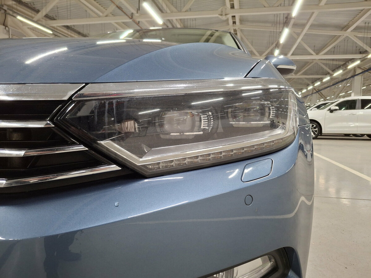 Volkswagen Passat б/у, 2018, Роботизированная. Фото: #16