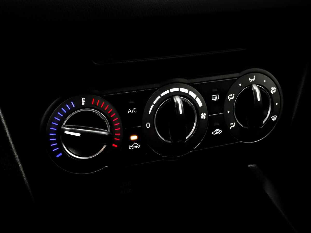 Mazda 3 б/у, 2014, Автоматическая. Фото: #24