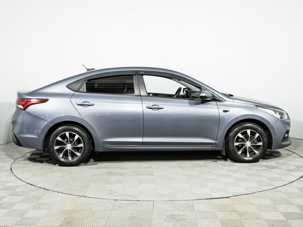 Hyundai Solaris б/у, 2017, Автоматическая. Фото: #3