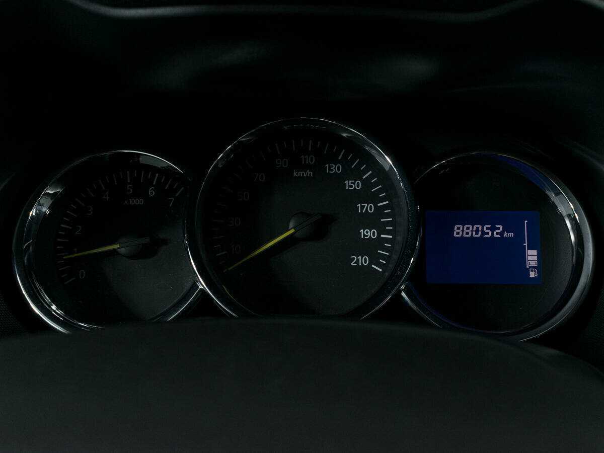 Renault Duster б/у, 2017, Механическая. Фото: #13