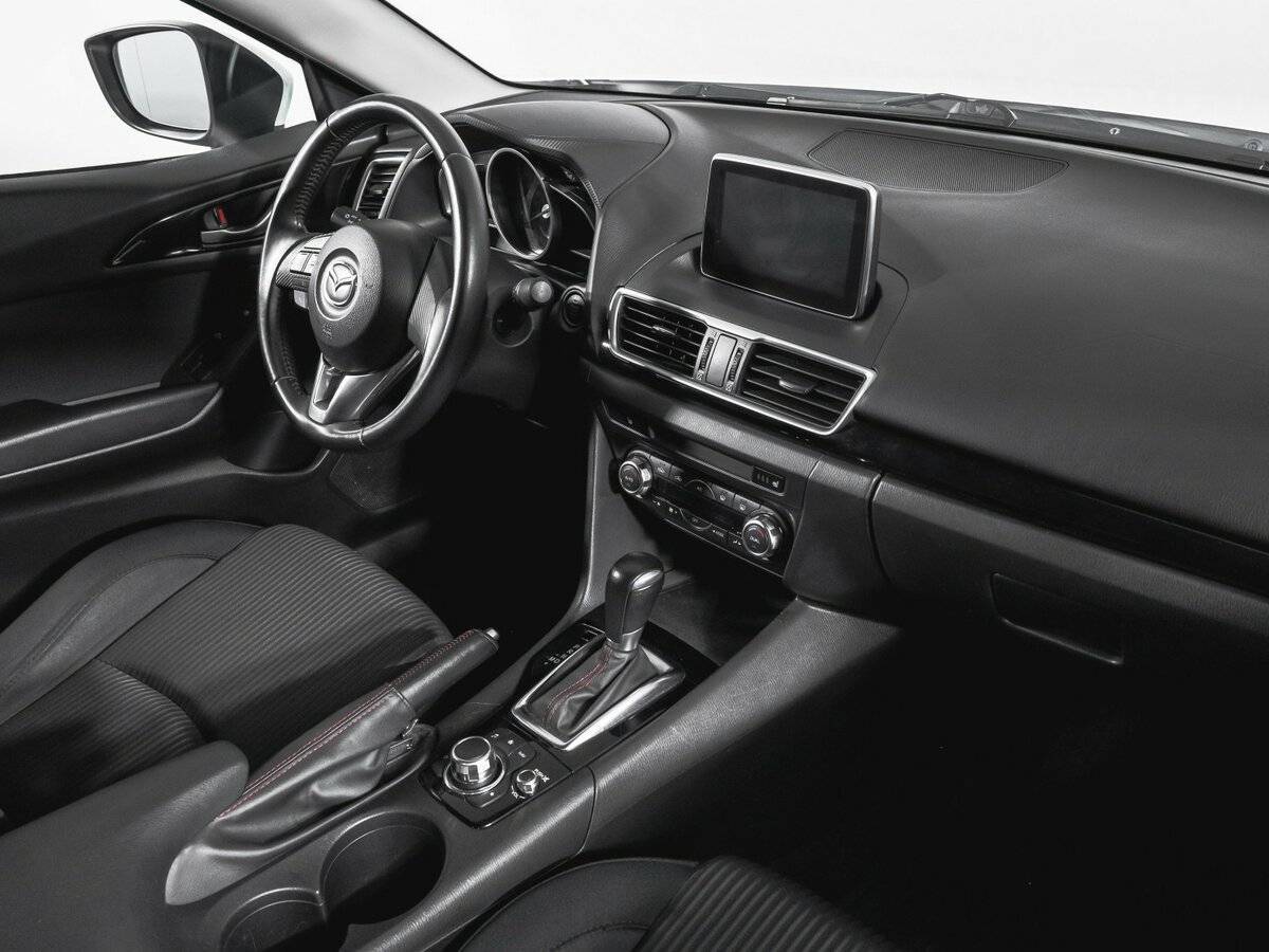 Mazda 3 б/у, 2016, Автоматическая. Фото: #8