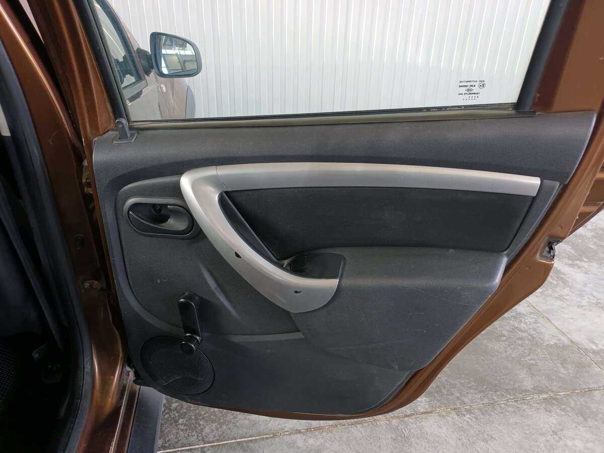 Renault Duster б/у, 2012, Механическая. Фото: #18