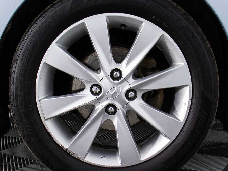 Hyundai Solaris б/у, 2012, Автоматическая. Фото: #16