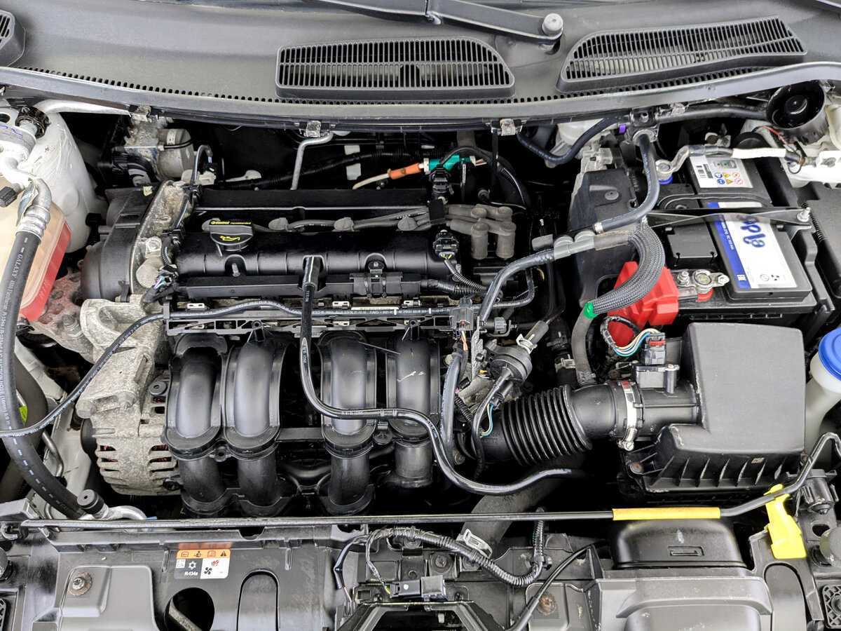 Ford Fiesta б/у, 2017, Роботизированная. Фото: #8