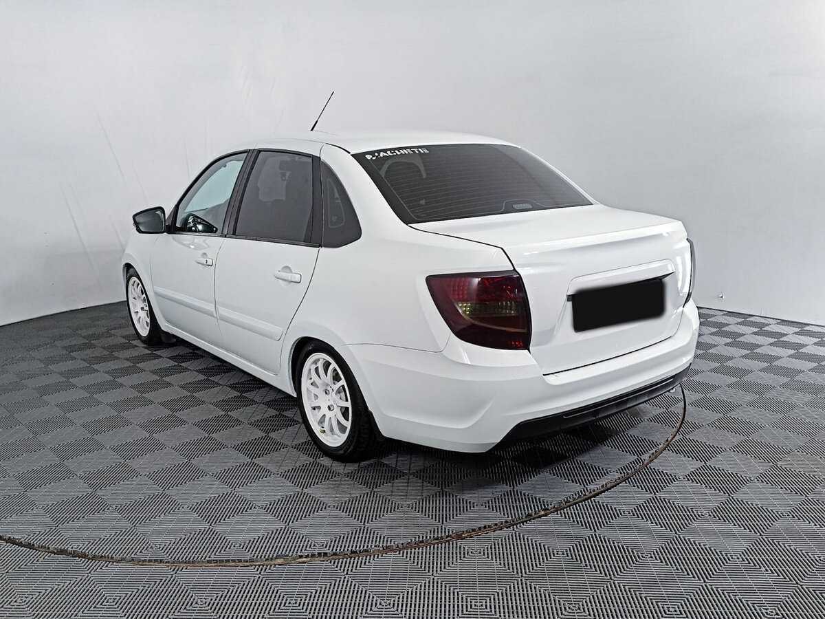 Lada (ВАЗ) Granta б/у, 2020, Механическая. Фото: #6