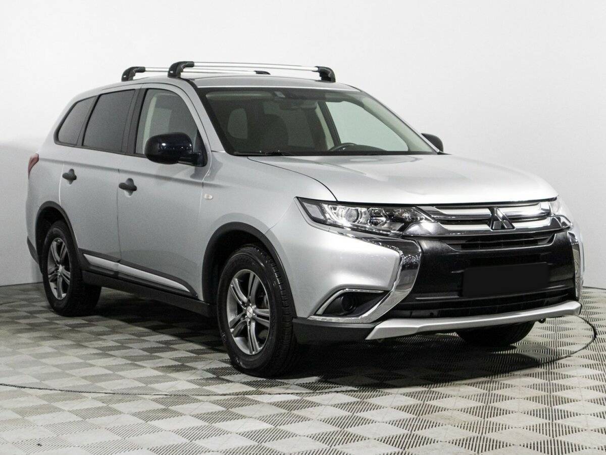 Mitsubishi Outlander б/у, 2017, Вариатор. Фото: #2
