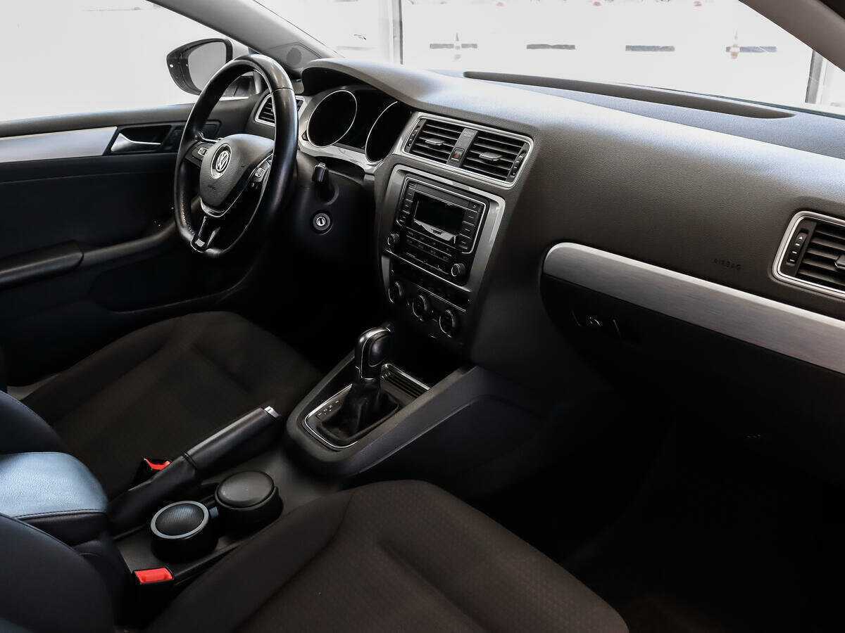 Volkswagen Jetta б/у, 2017, Автоматическая. Фото: #10