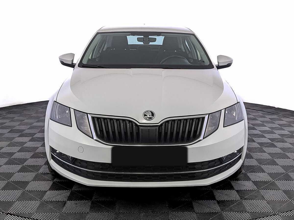 Skoda Octavia б/у, 2019, Механическая. Фото: #1