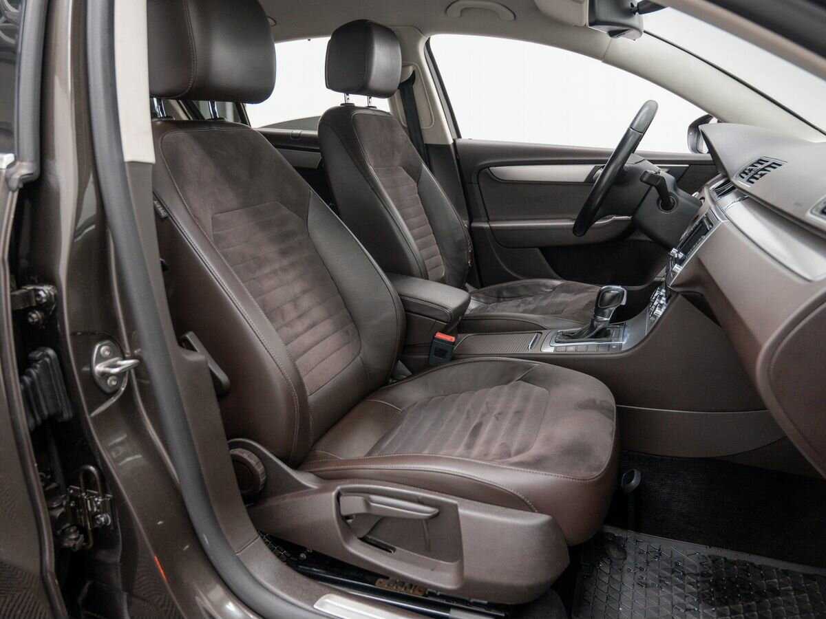 Volkswagen Passat б/у, 2012, Роботизированная. Фото: #8