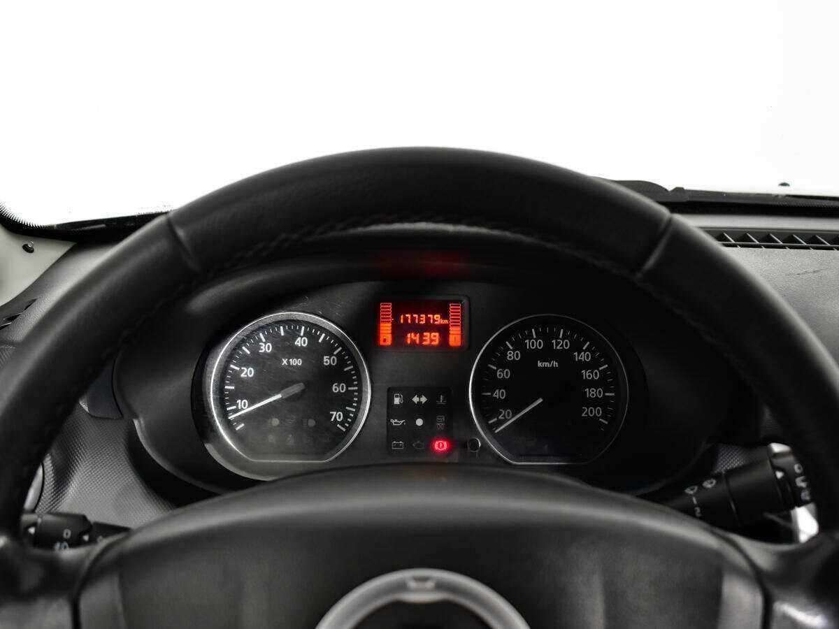 Renault Sandero б/у, 2012, Механическая. Фото: #10