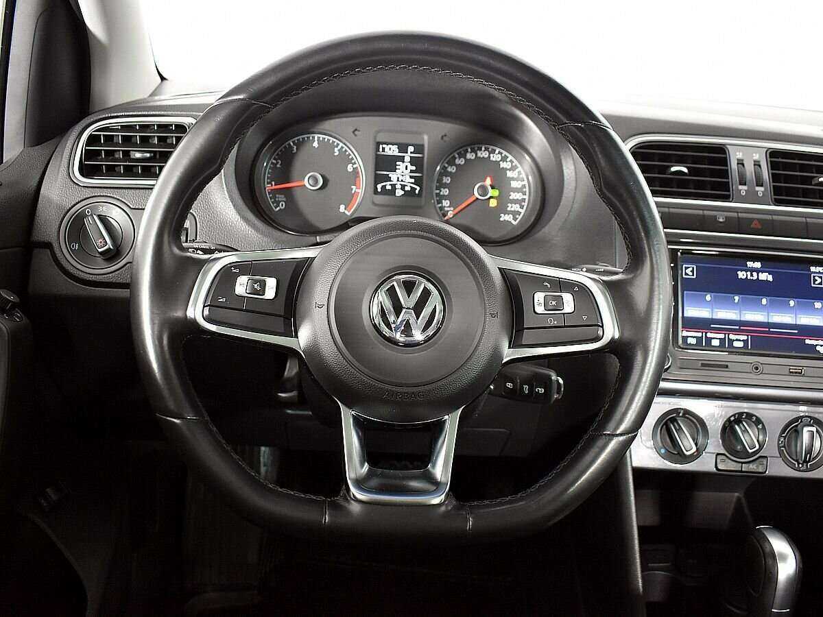 Volkswagen Polo б/у, 2020, Автоматическая. Фото: #10