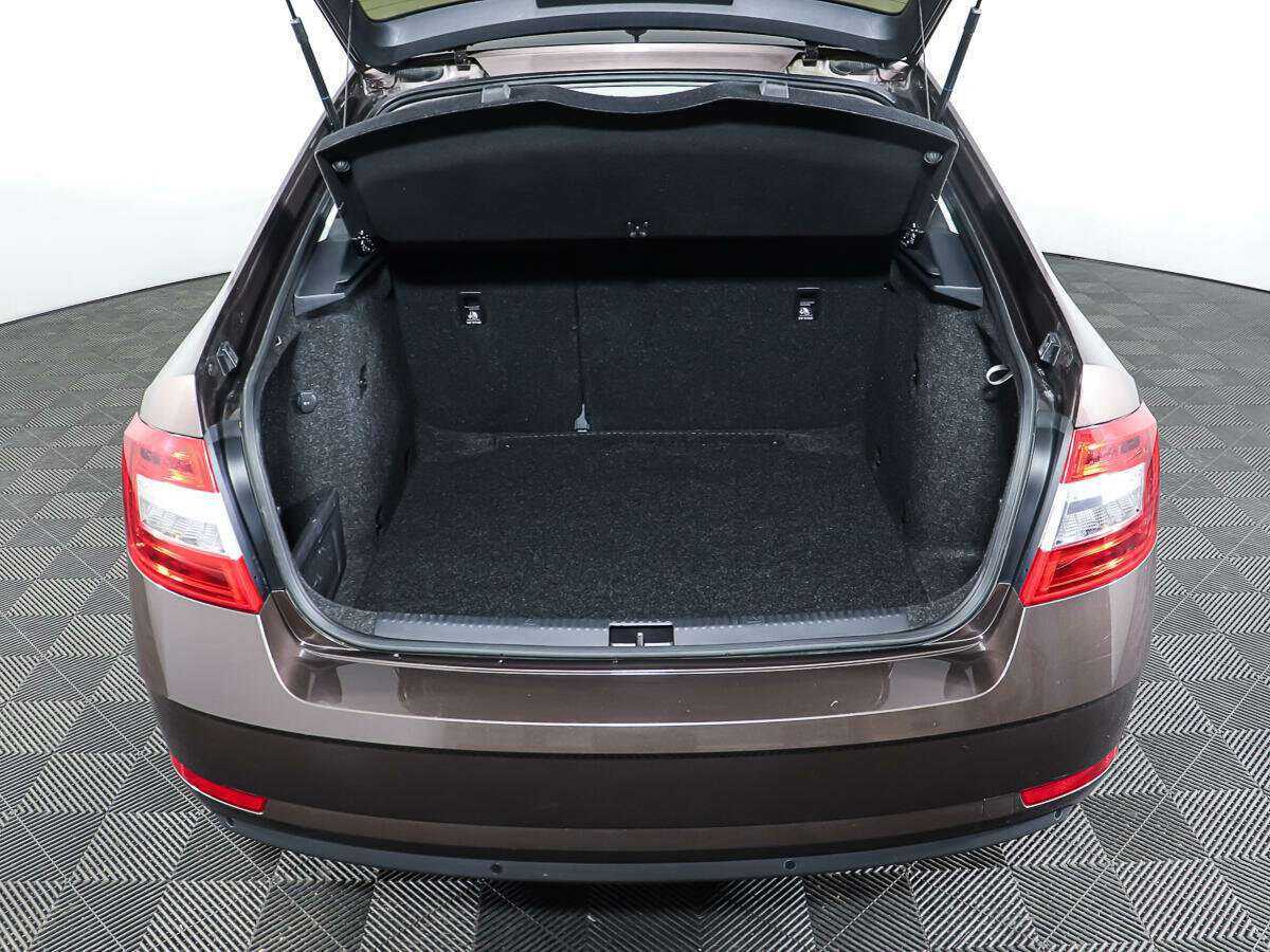 Skoda Octavia б/у, 2018, Роботизированная. Фото: #8