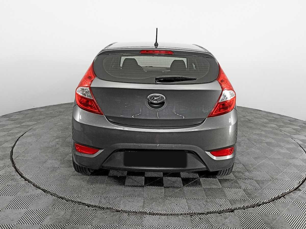 Hyundai Solaris б/у, 2014, Механическая. Фото: #4