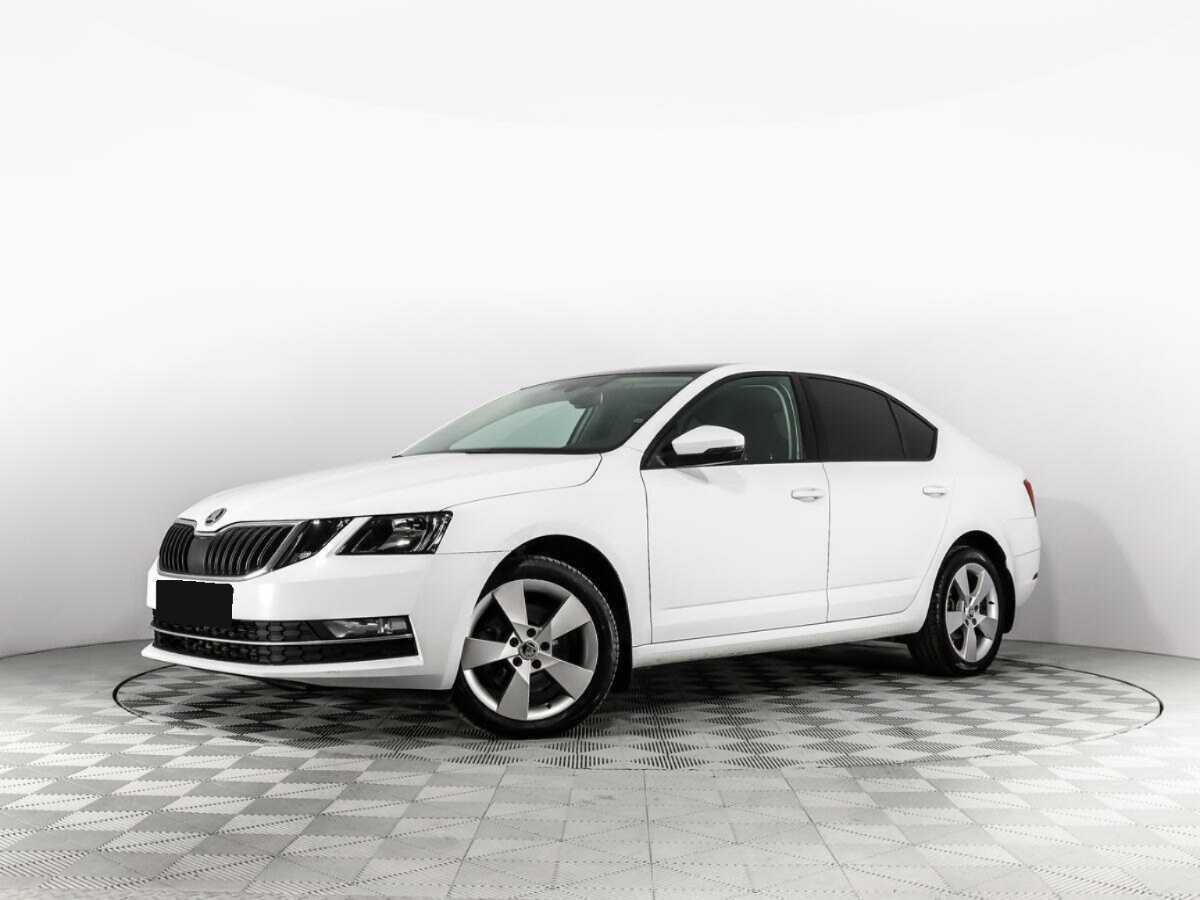 Skoda Octavia б/у, 2018, Роботизированная. Посмотреть фото