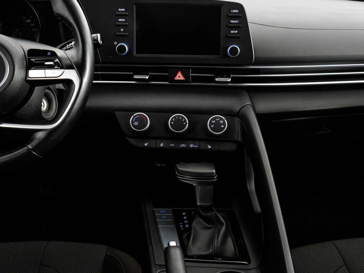 Hyundai Elantra б/у, 2021, Автоматическая. Фото: #13
