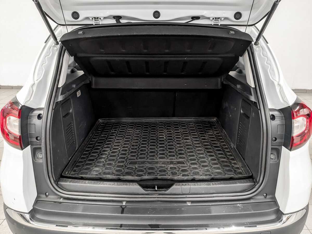 Renault Kaptur б/у, 2017, Автоматическая. Фото: #9