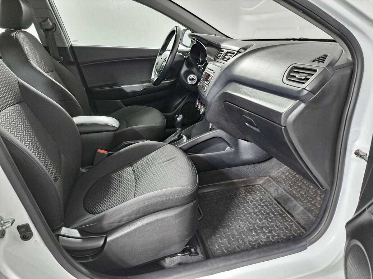 Kia Rio б/у, 2017, Автоматическая. Фото: #8