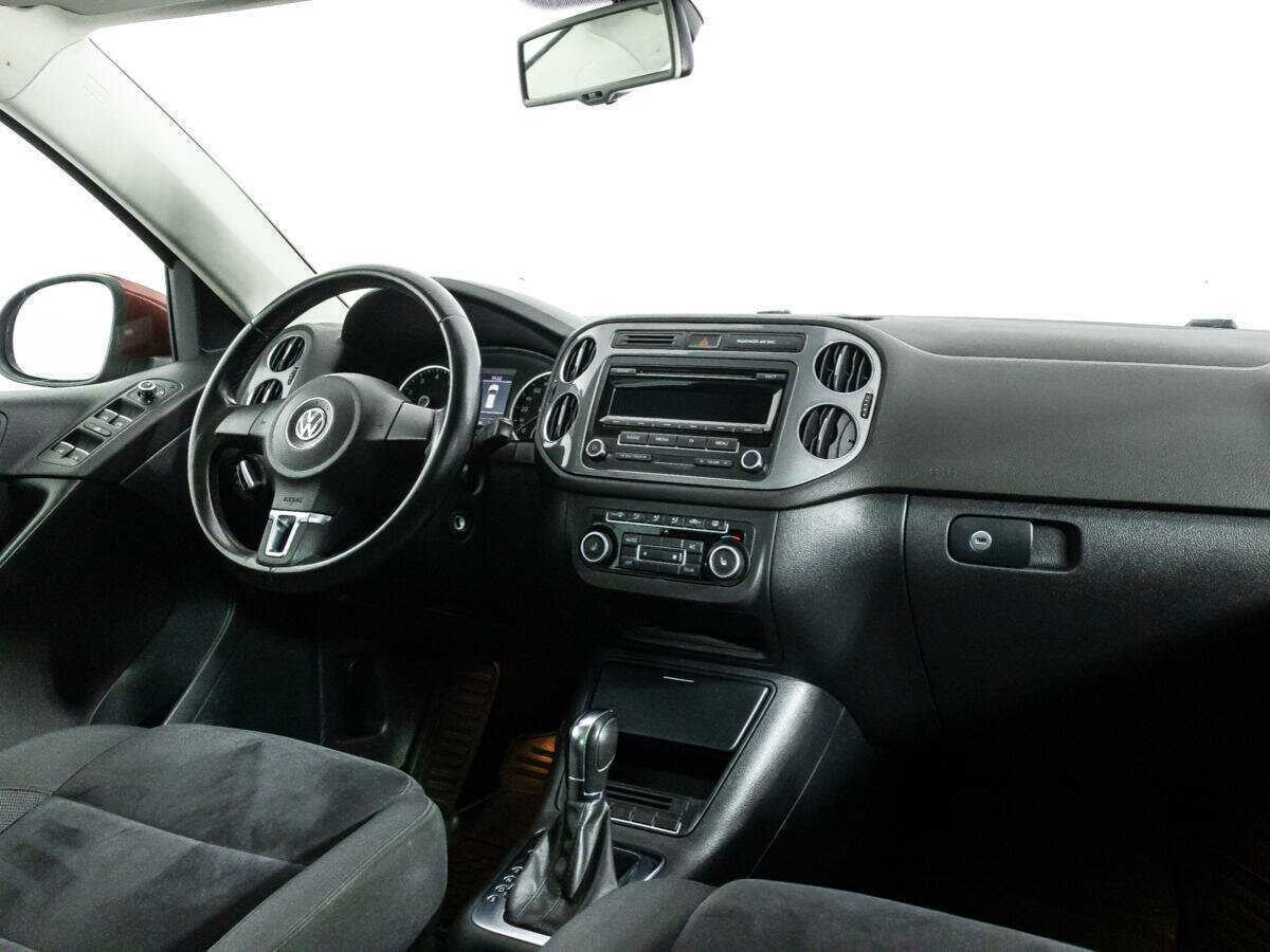 Volkswagen Tiguan б/у, 2012, Автоматическая. Фото: #8
