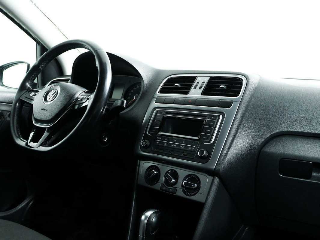 Volkswagen Polo б/у, 2016, Автоматическая. Фото: #8