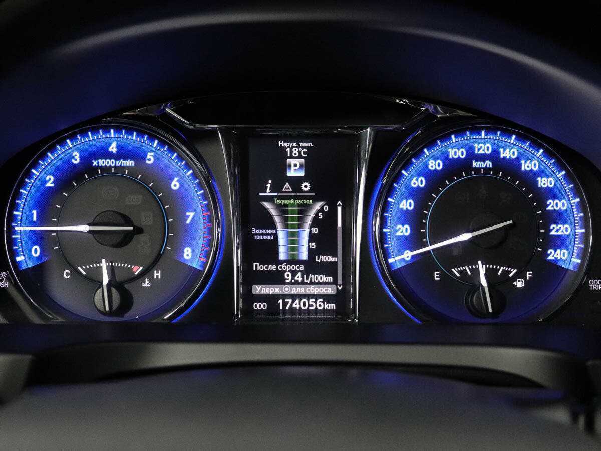 Toyota Camry б/у, 2015, Автоматическая. Фото: #11