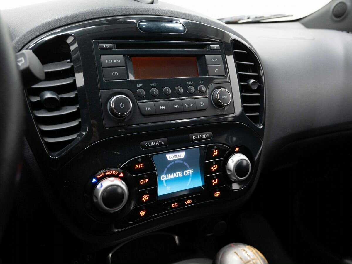 Nissan Juke б/у, 2012, Механическая. Фото: #16