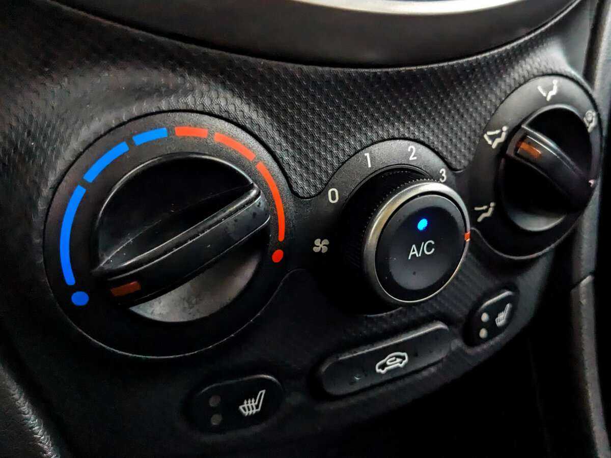 Hyundai Solaris б/у, 2014, Автоматическая. Фото: #20