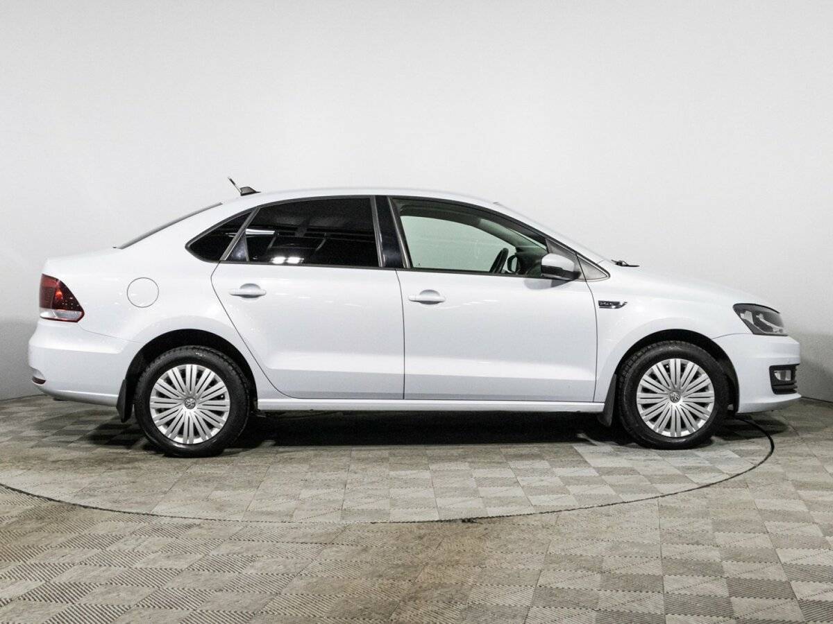 Volkswagen Polo б/у, 2018, Автоматическая. Фото: #3