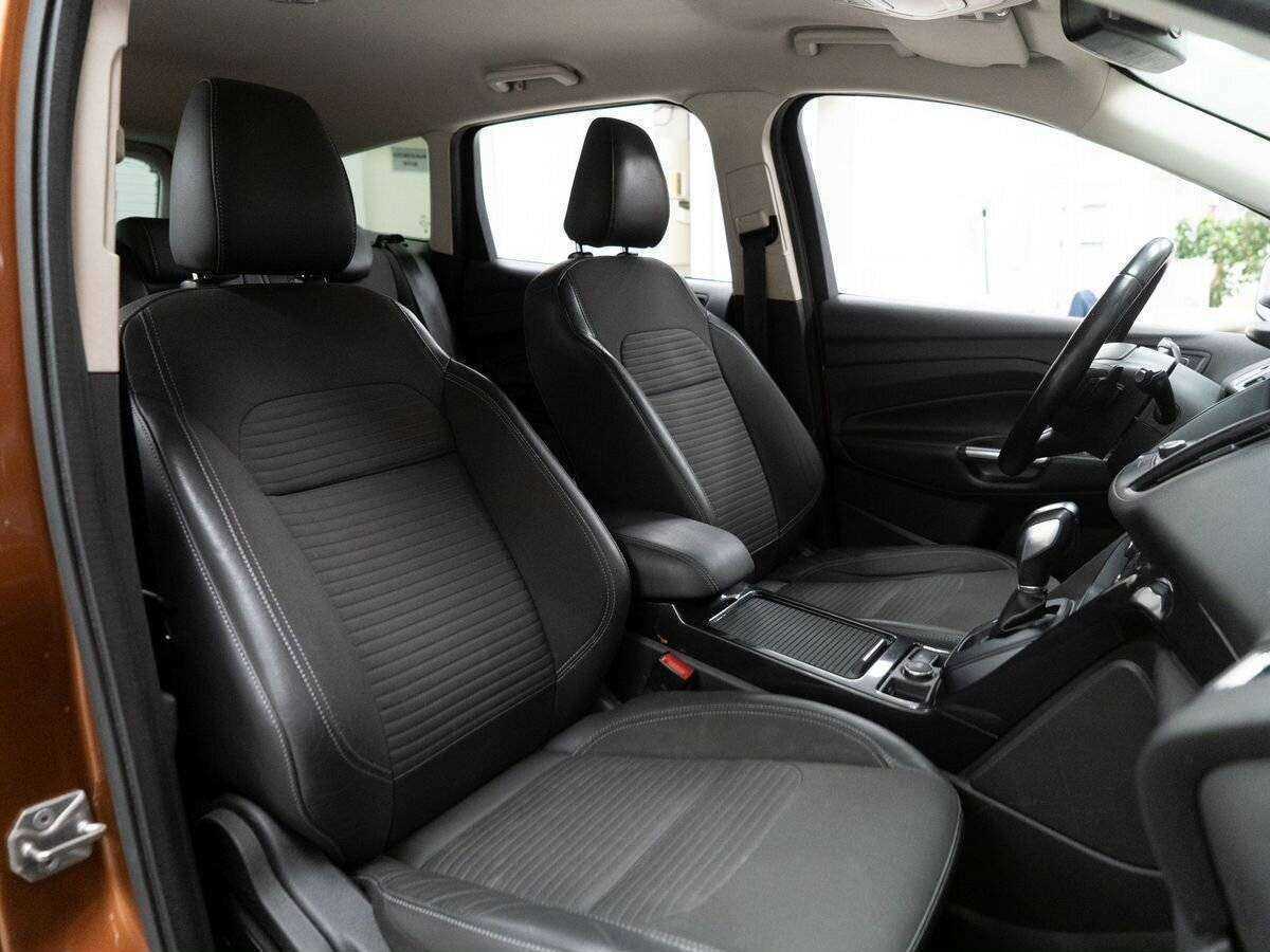 Ford Kuga б/у, 2017, Автоматическая. Фото: #8