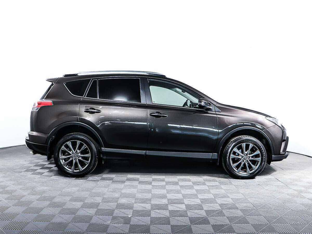 Toyota RAV4 б/у, 2018, Автоматическая. Фото: #3