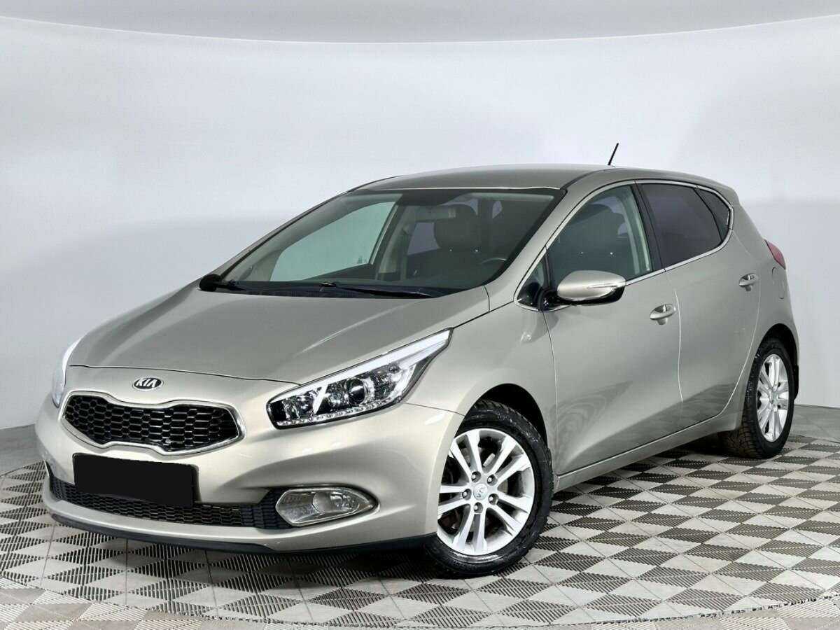 Kia Ceed б/у, 2014, Автоматическая. Фото: #0