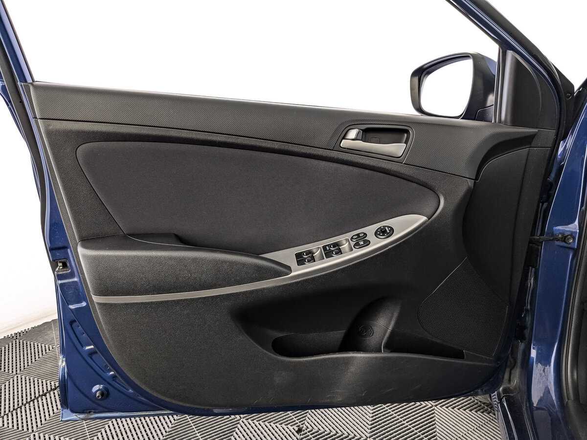 Hyundai Solaris б/у, 2015, Автоматическая. Фото: #14