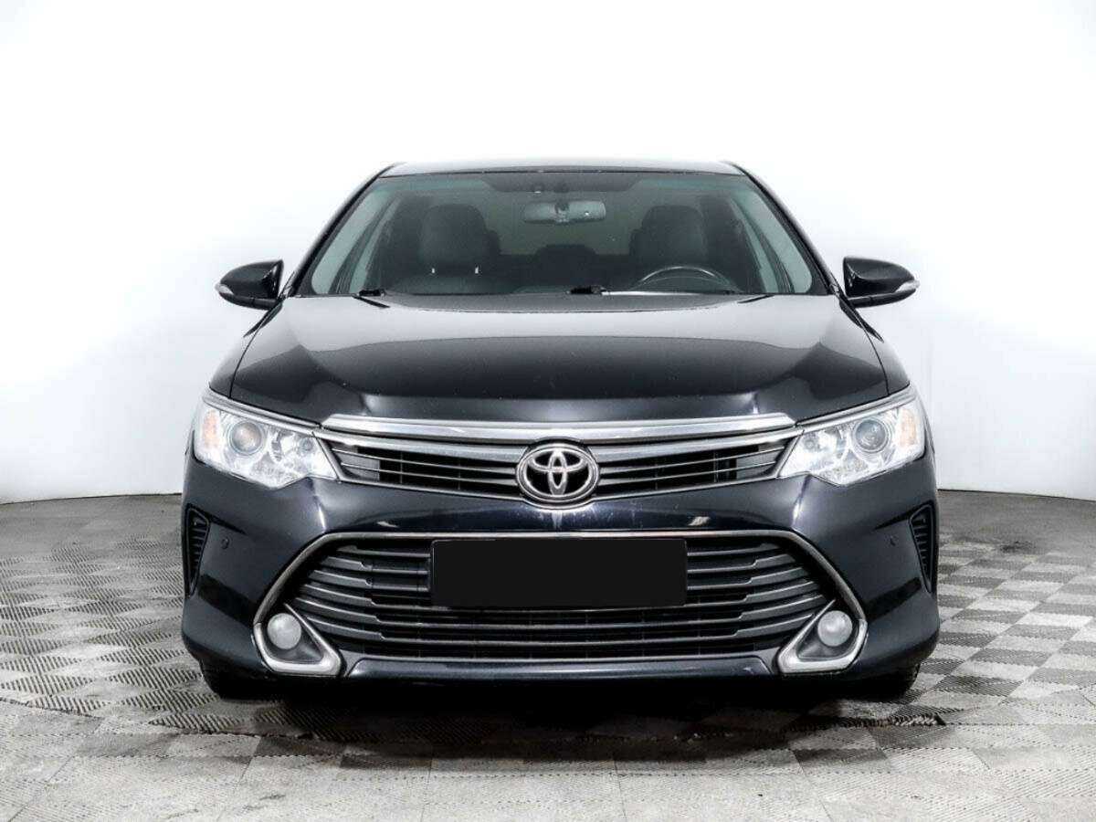 Toyota Camry б/у, 2015, Автоматическая. Фото: #1
