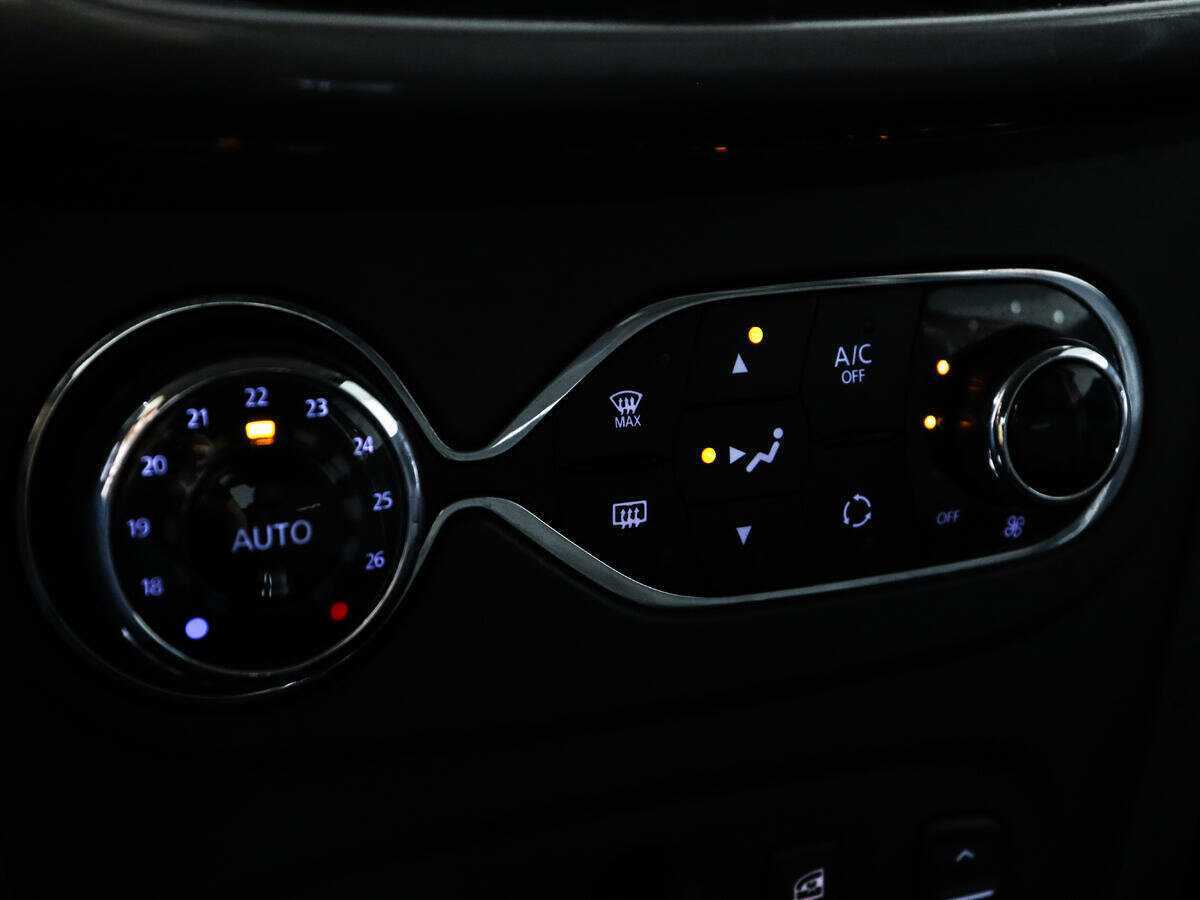 Renault Sandero б/у, 2016, Автоматическая. Фото: #14