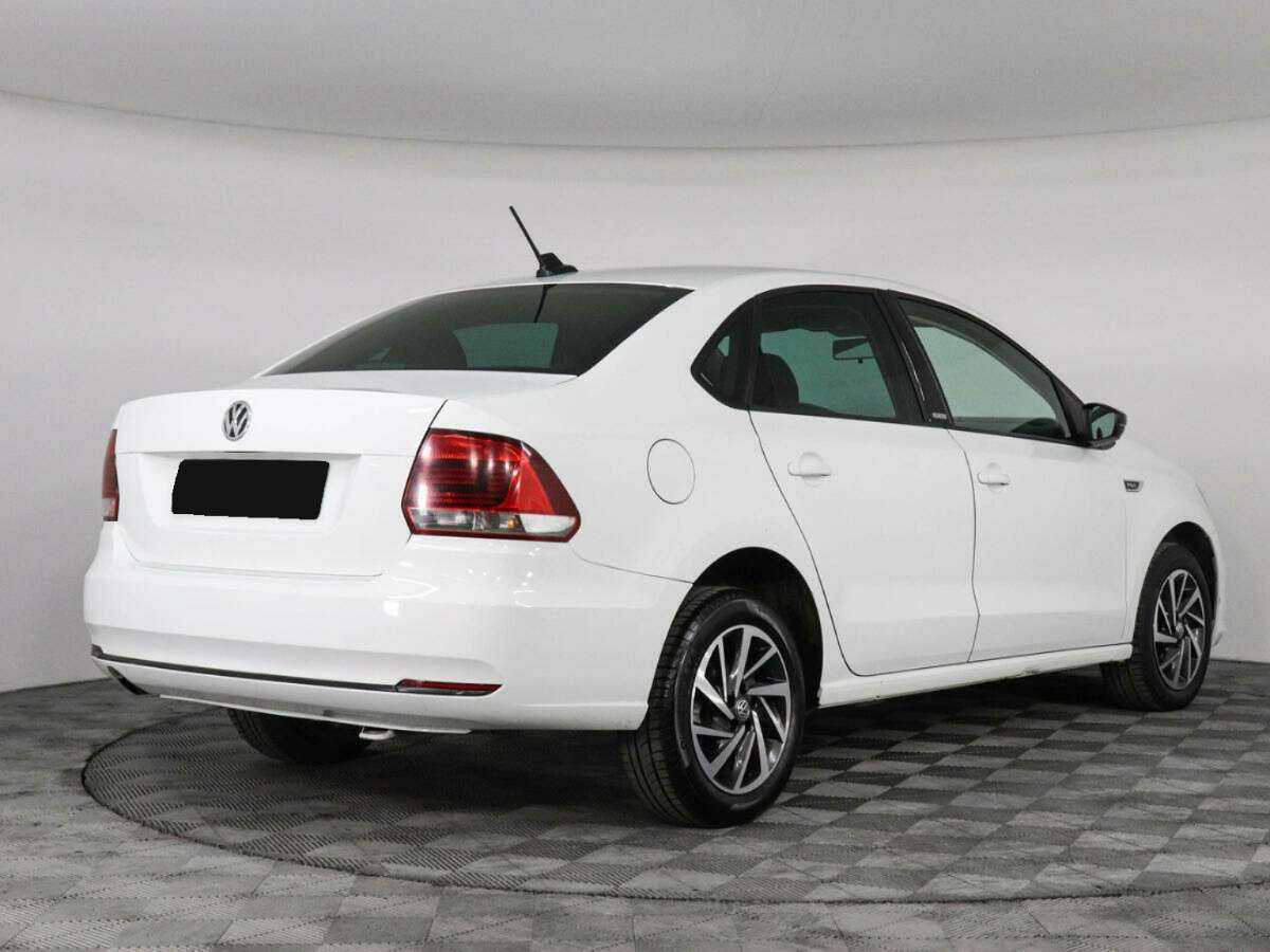 Volkswagen Polo б/у, 2017, Автоматическая. Фото: #4
