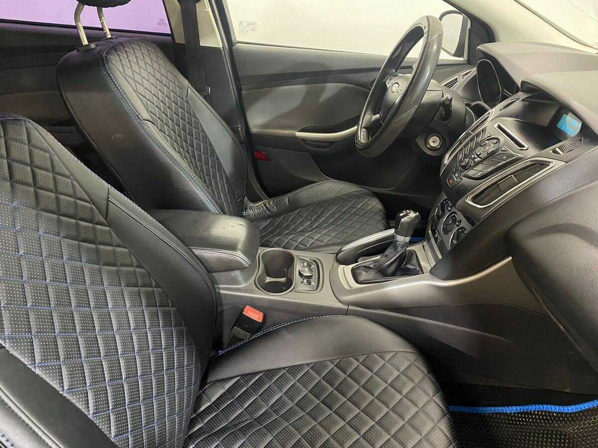 Ford Focus б/у, 2013, Механическая. Фото: #9