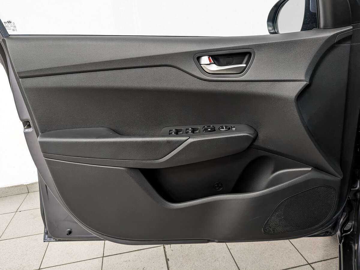 Hyundai Solaris б/у, 2021, Автоматическая. Фото: #14