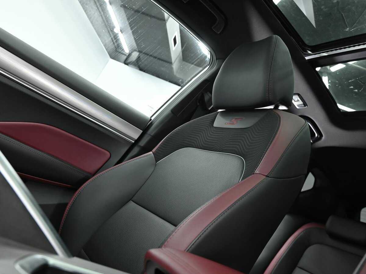 Geely Coolray б/у, 2022, Роботизированная. Фото: #15