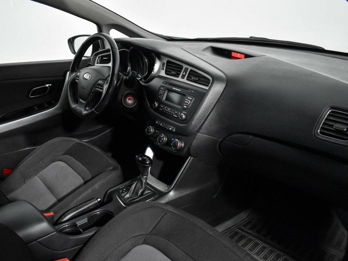 Kia Ceed б/у, 2014, Автоматическая. Фото: #12
