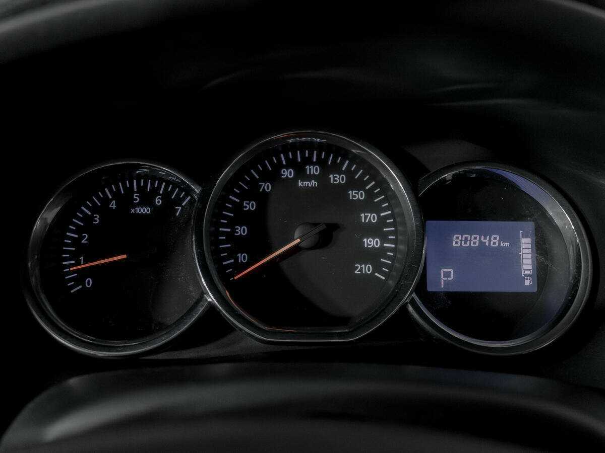 Renault Logan б/у, 2017, Автоматическая. Фото: #10