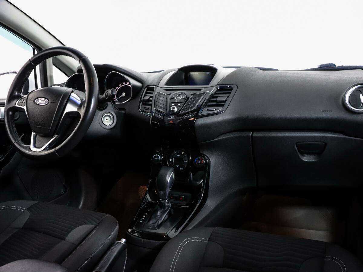 Ford Fiesta б/у, 2015, Роботизированная. Фото: #8