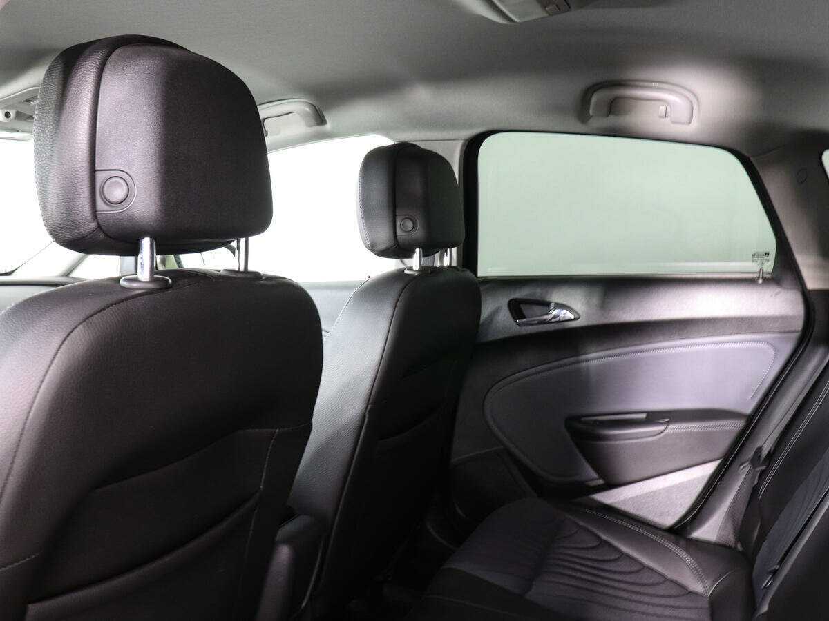 Opel Astra б/у, 2014, Автоматическая. Фото: #7