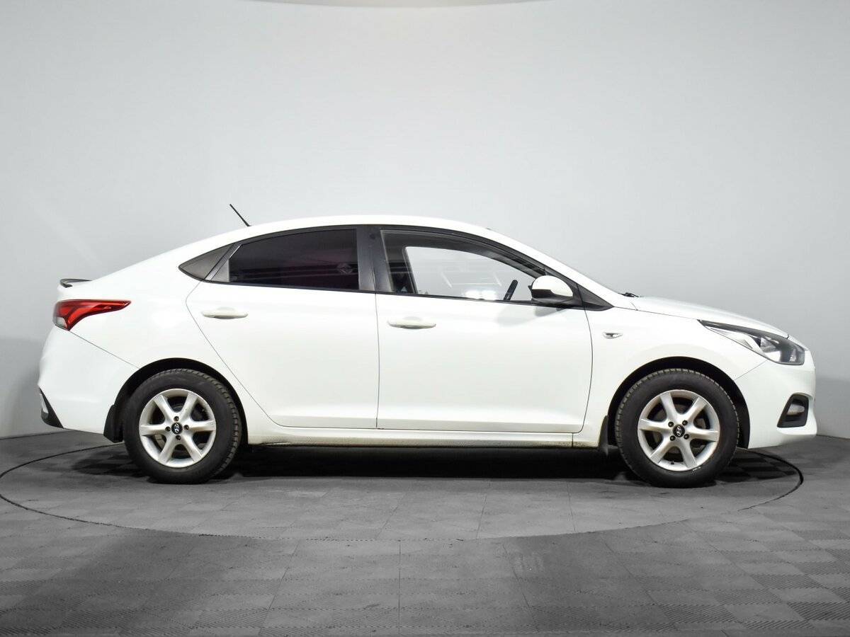 Hyundai Solaris б/у, 2017, Автоматическая. Фото: #3