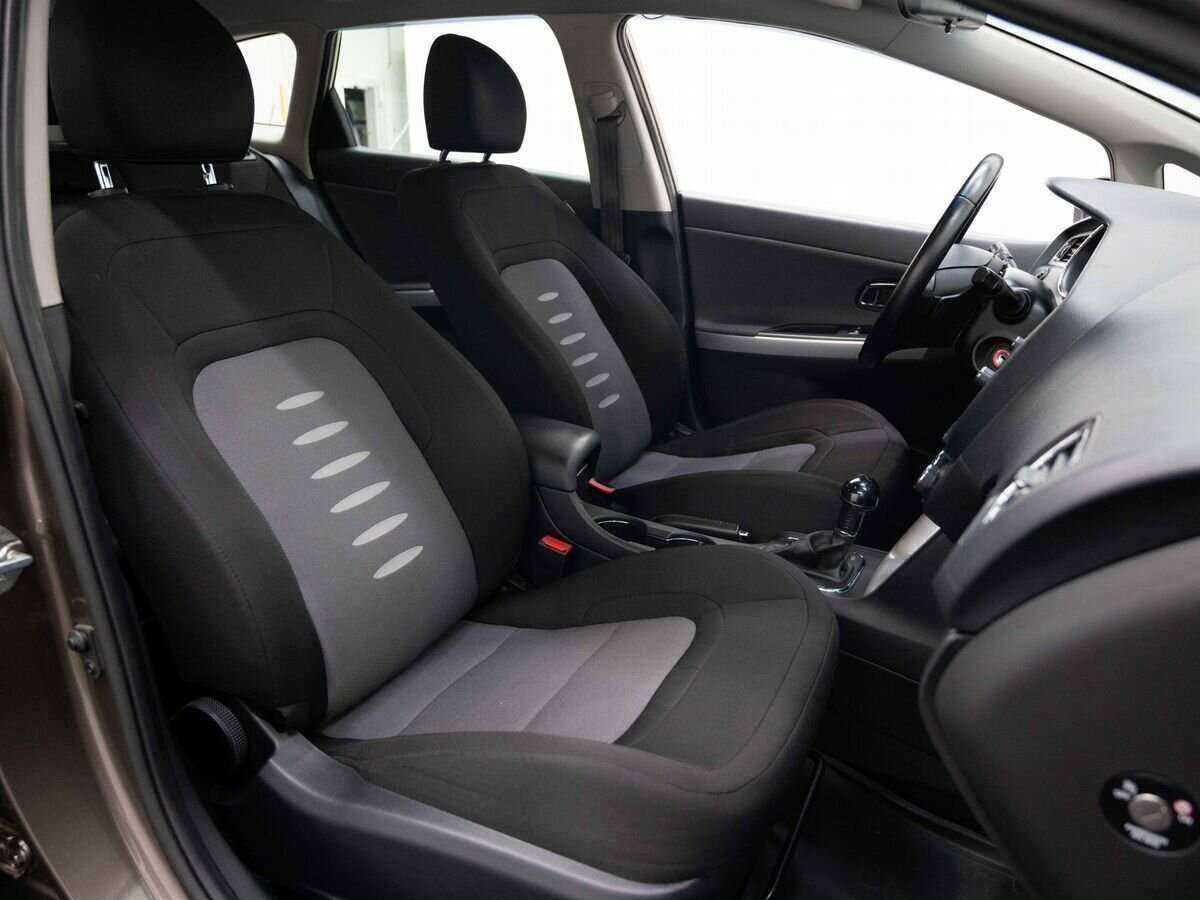 Kia Ceed б/у, 2014, Автоматическая. Фото: #11