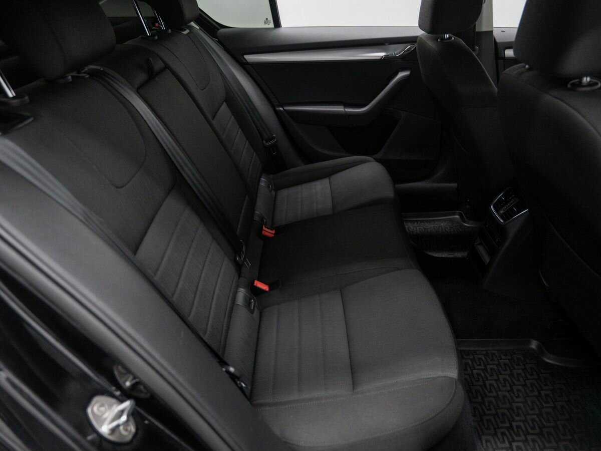 Skoda Octavia б/у, 2016, Роботизированная. Фото: #8