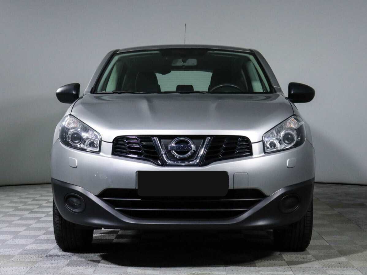 Nissan Qashqai б/у, 2013, Механическая. Фото: #1