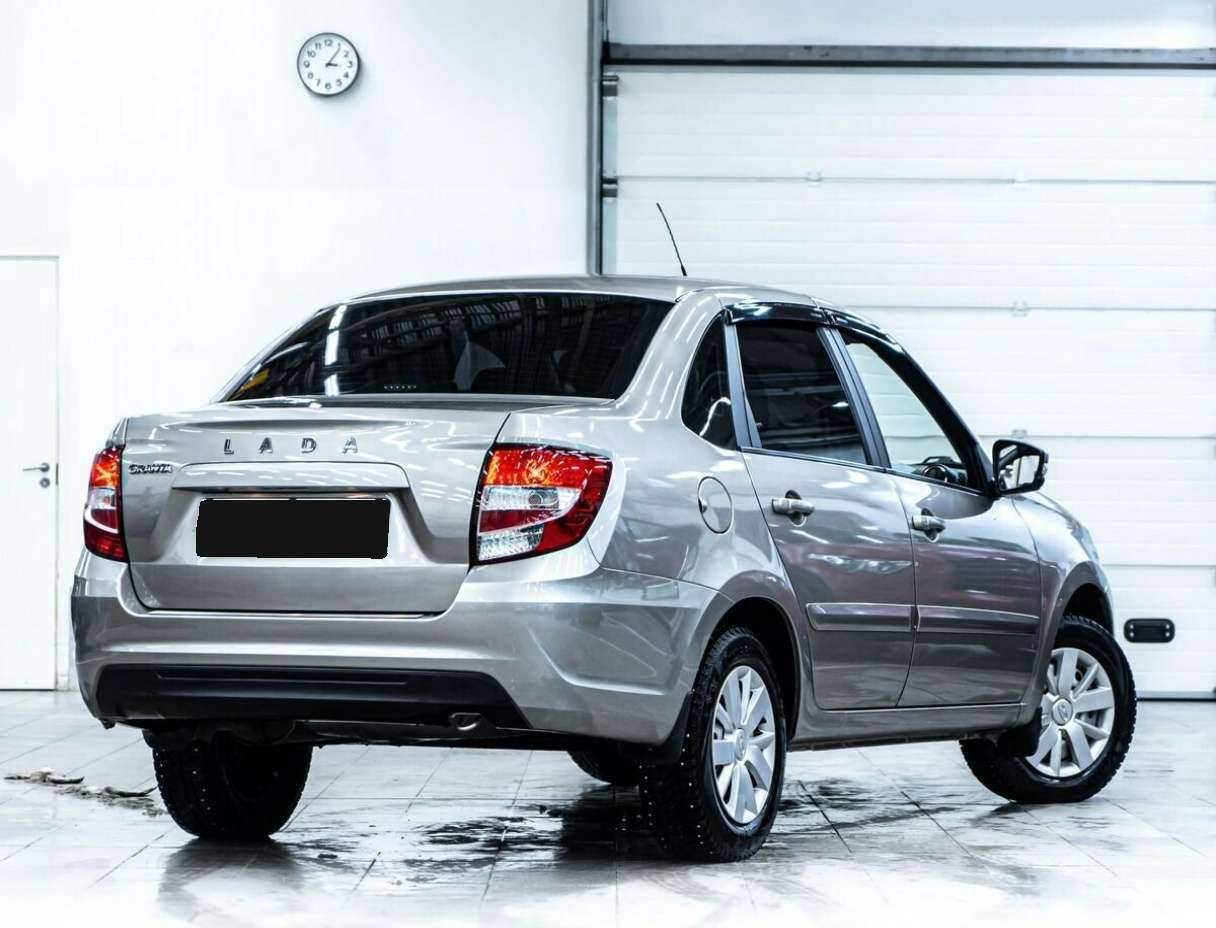 Lada (ВАЗ) Granta б/у, 2021, Механическая. Фото: #2