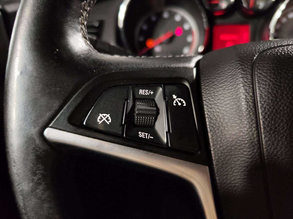 Opel Astra б/у, 2012, Автоматическая. Фото: #9