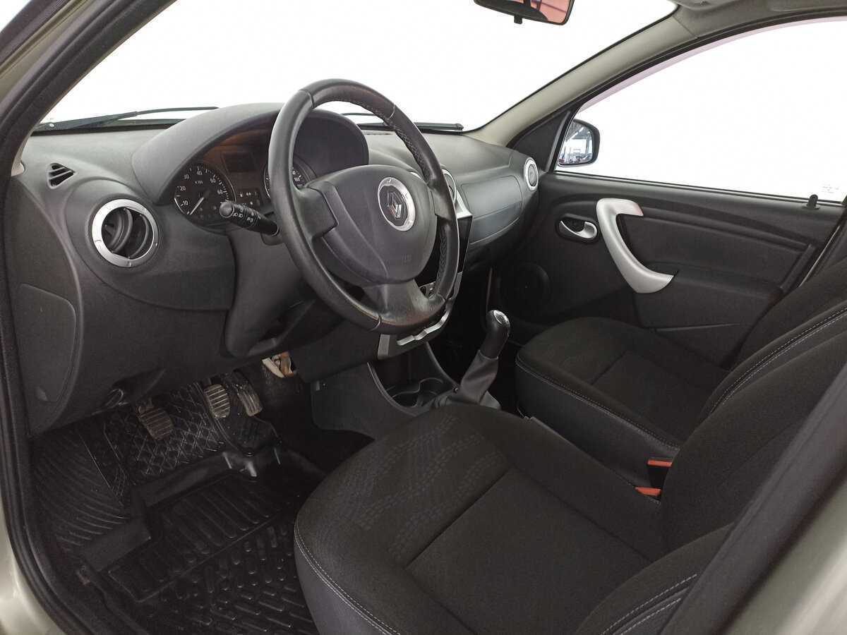 Renault Sandero б/у, 2014, Механическая. Фото: #15
